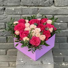 Цветочная композиция из Розы в коробке в Архангельске