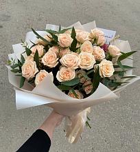 Букет Кремовые розы Латте в Архангельске