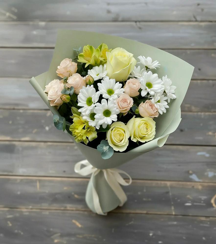 Букет цветов из: Альстромерии, Розы и Хризантемы в Архангельске