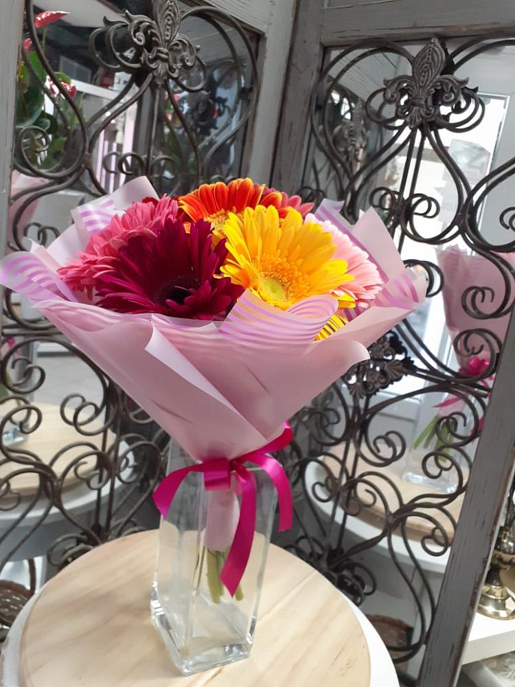 Букет цветов из: Герберы в Архангельске