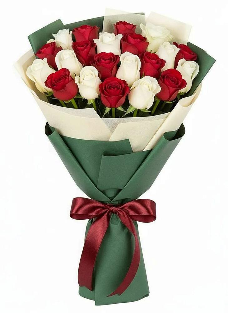 Букет Микс из красных и белых роз в Архангельске