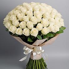 Букет 101 беля роза Белоснежка в Архангельске