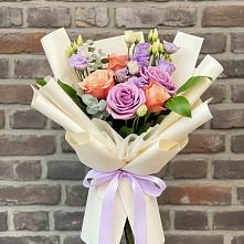 Букет цветов из:  Лизиантусы и Розы #REPLACE_PRED# Архангельске