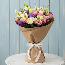 Букет цветов из:  Лизиантусы в Архангельске