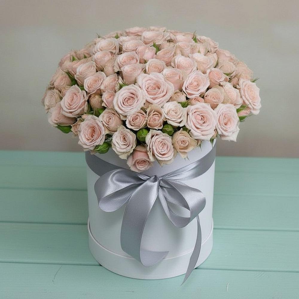 Цветочная композиция из Розы в шляпной коробке в Архангельске